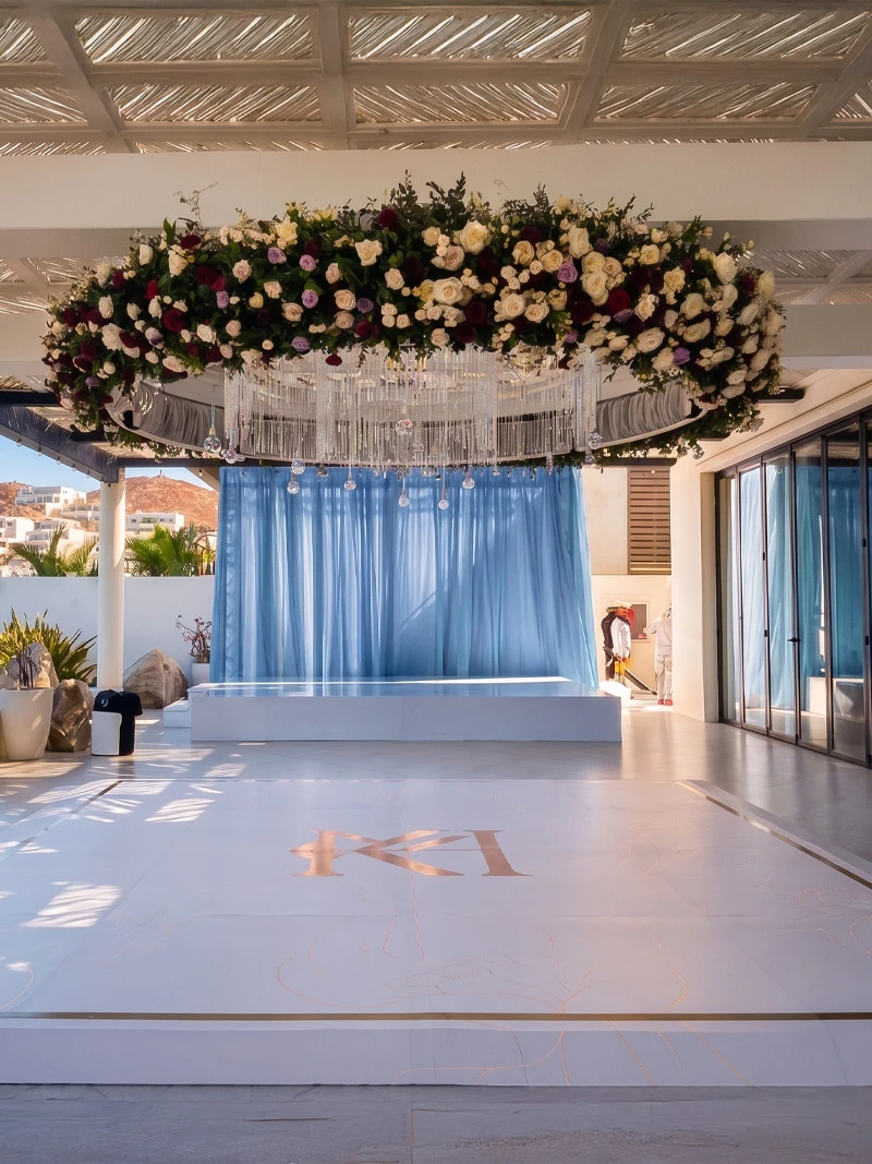 Ground support and heavy rigging installation for coastal wedding ceremonies